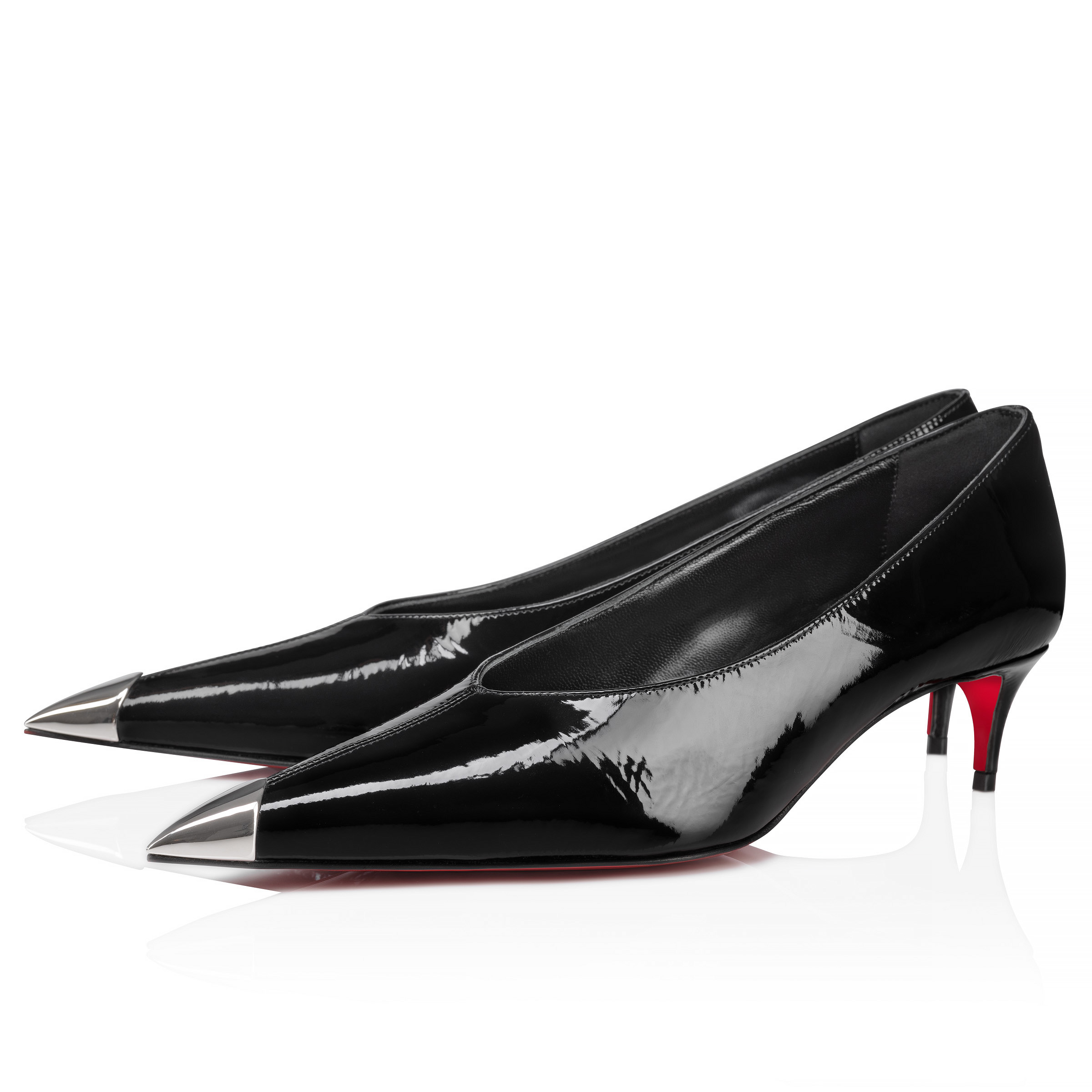 Louboutin black patent leather pumps best sale