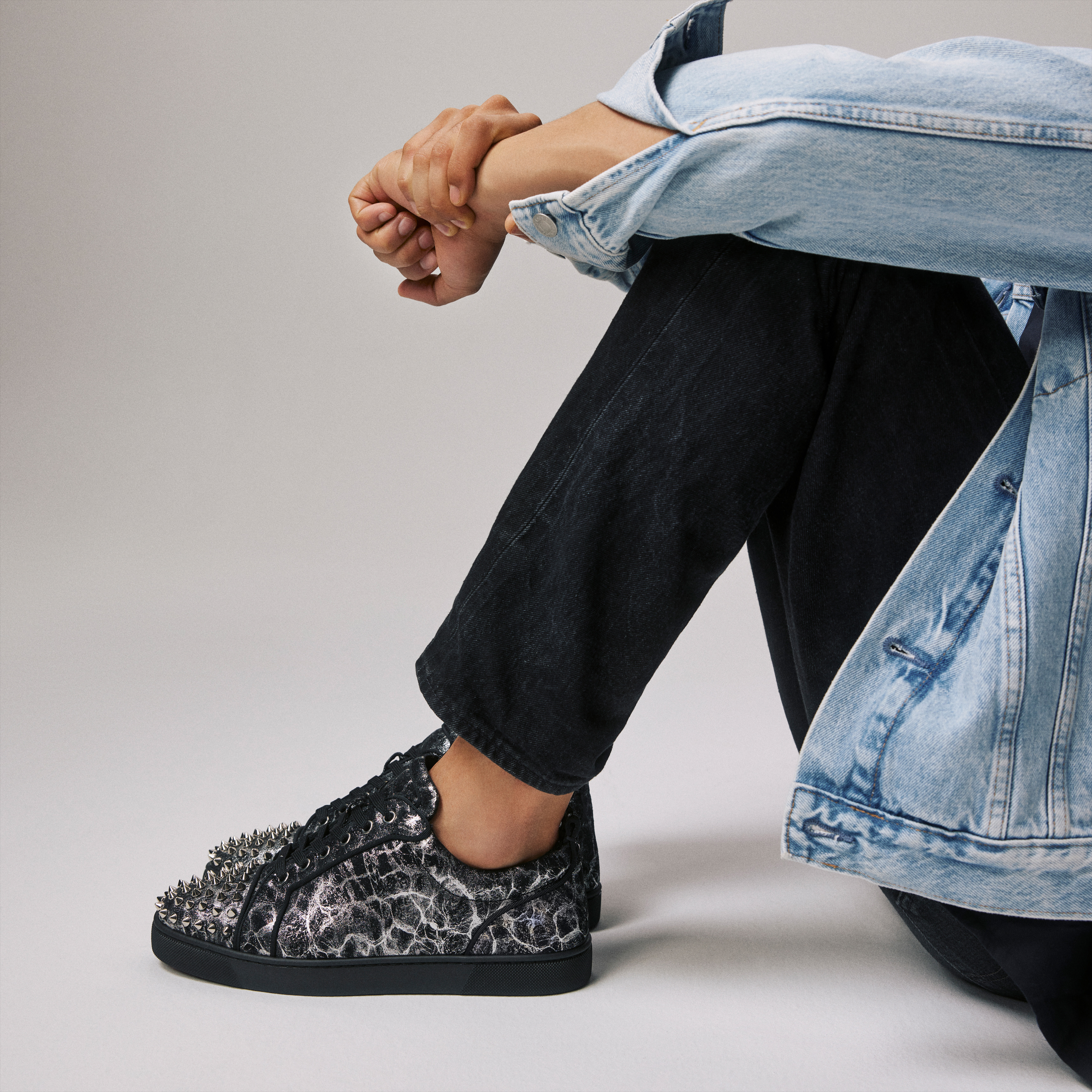 Louis Junior Spikes
