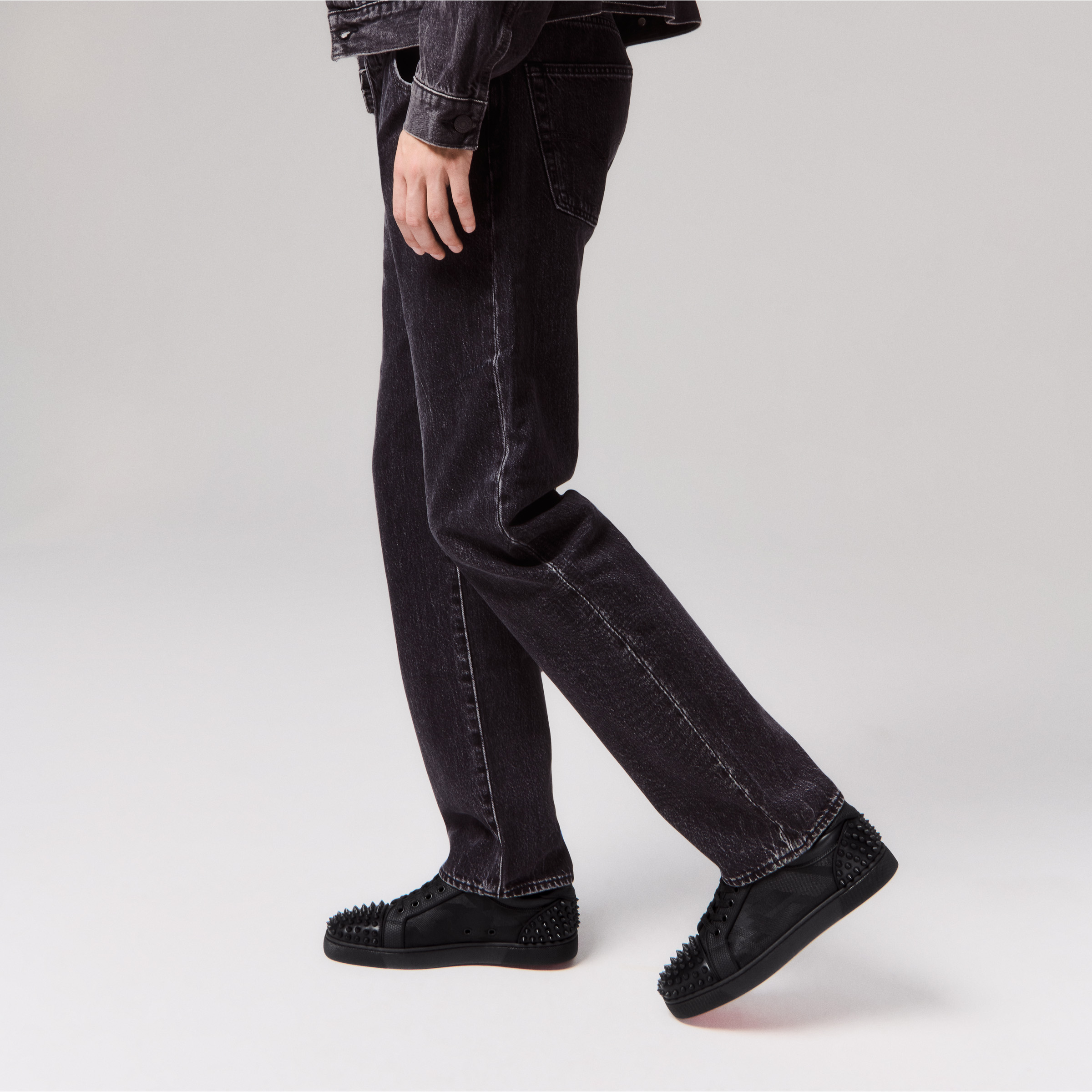 Seavaste 2 - Sneakers - Calf leather, jacquard and spikes - Black