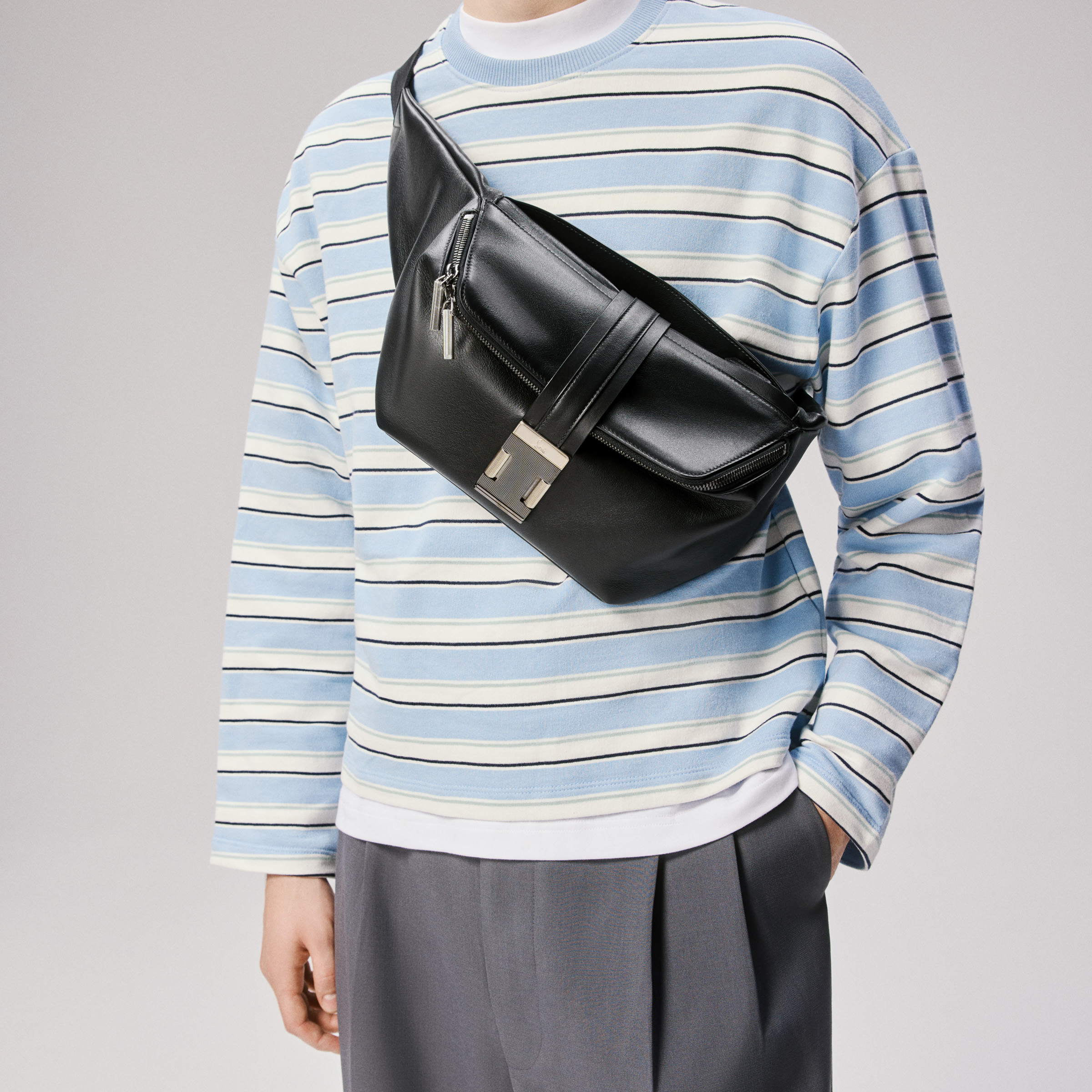 Christian Louboutin 黒レザー　2WAY CHRISTIAN LOUBOUTIN(クリスチャンルブタン)ブラックナッパレザー2way