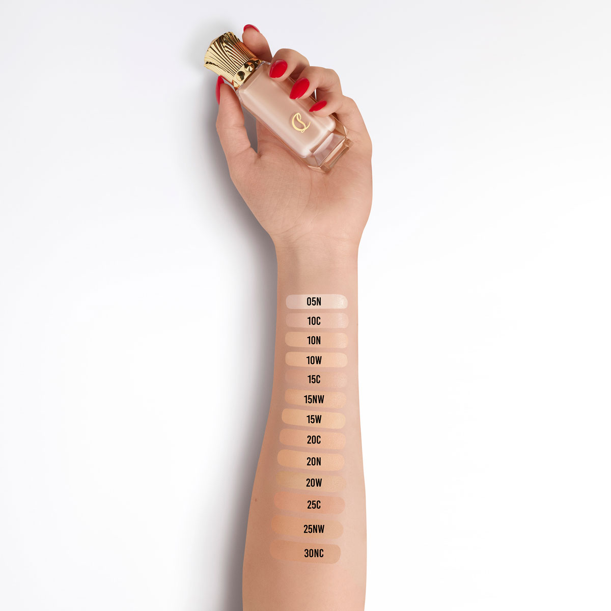 ルブタン　TEINT　FETICHE　クッションファンデーション　20N Christian Louboutin】タンフェティッシュ ルクッション | LiFE