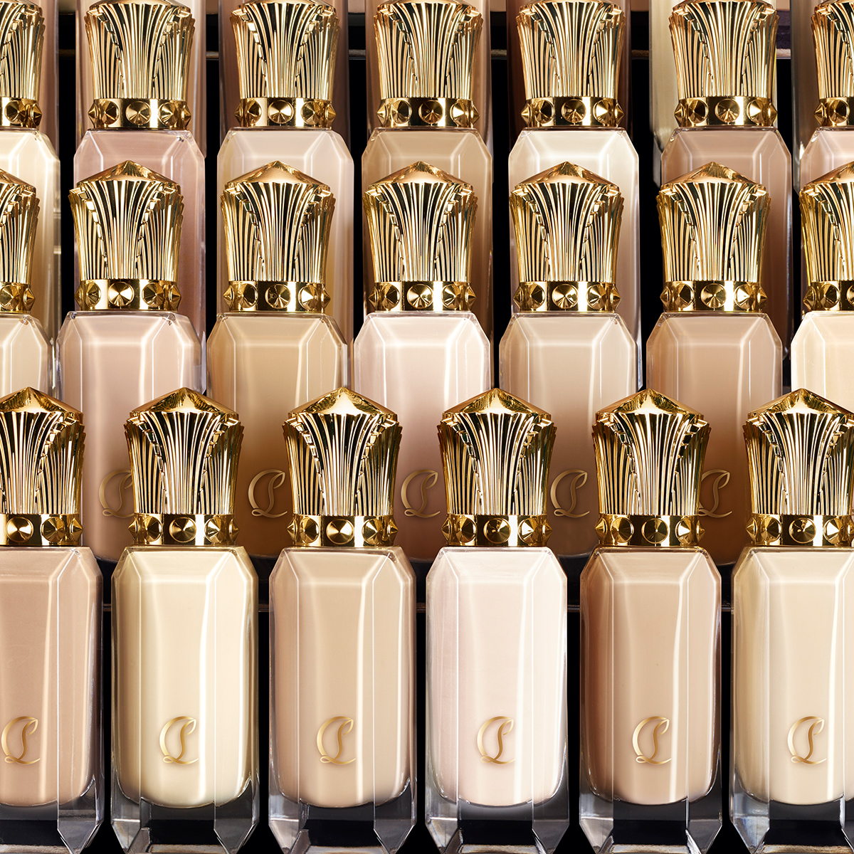 ルブタン　TEINT　FETICHE　クッションファンデーション　20N 2022年春新作クッションファンデーション】タンフェティッシュ